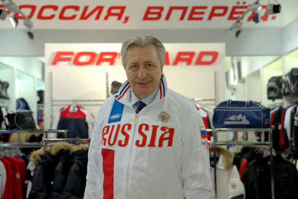 10 декабря к нам в магазин заходил заслуженный мастер спорта СССР, хоккеист
Александр Сергеевич Якушев 10 декабря к нам в магазин заходил заслуженный мастер спорта СССР, хоккеист
Александр Сергеевич Якушев
