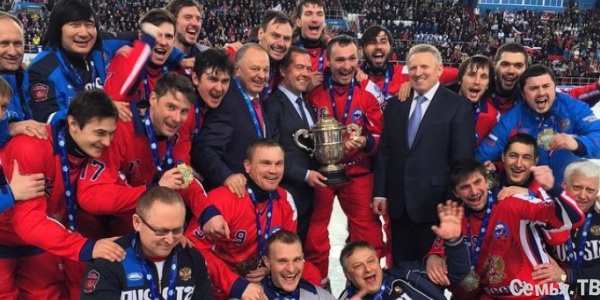 Сборная России – чемпион мира по хоккею с мячом Сборная России – чемпион мира по хоккею с мячом
