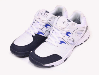 Кроссовки для зала