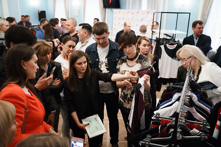 Закрытый показ коллекции спортивной одежды FORWARD «Осень/зима 18-19» Закрытый показ коллекции спортивной одежды FORWARD «Осень/зима 18-19»