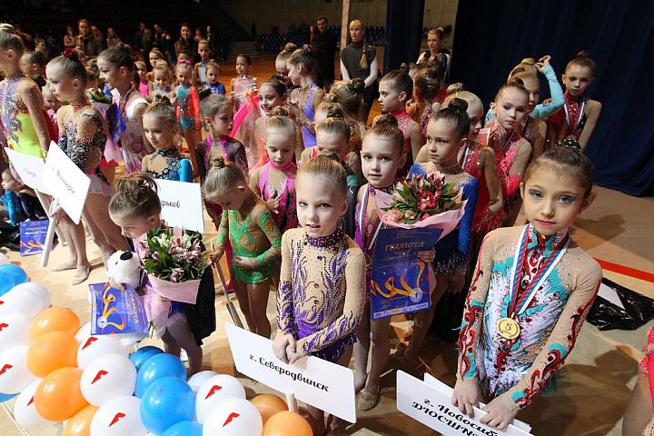 Прыжок, полет и снова приземленье.