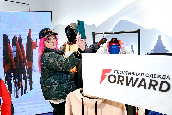 Forward на выставке в ГУМе Forward на выставке в ГУМе