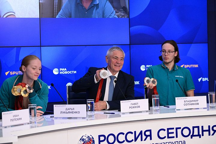 Поздравляем с днем рождения президента Паралимпийского комитета России Павла Рожкова Поздравляем с днем рождения президента Паралимпийского комитета России Павла Рожкова