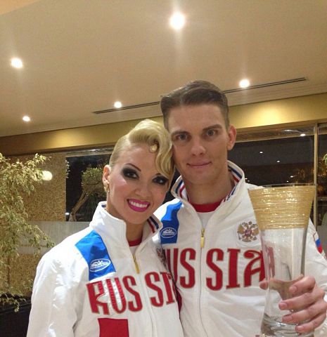 FORWARD поздравляет сборную команду России по танцевальному спорту!