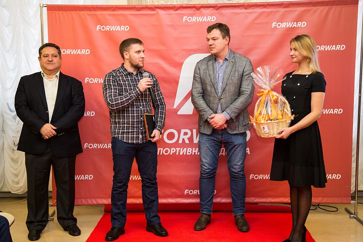 FORWARD провел закрытую презентацию новых коллекций FORWARD провел закрытую презентацию новых коллекций